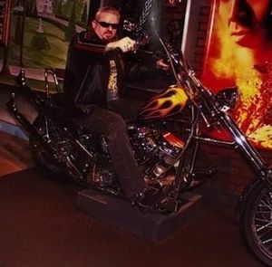 Meet your Posher, Phillip